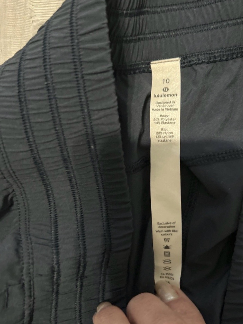 Women’s Lululemon Jogger 10 Dark Blue 27 Inseam - Picture 3 of 8